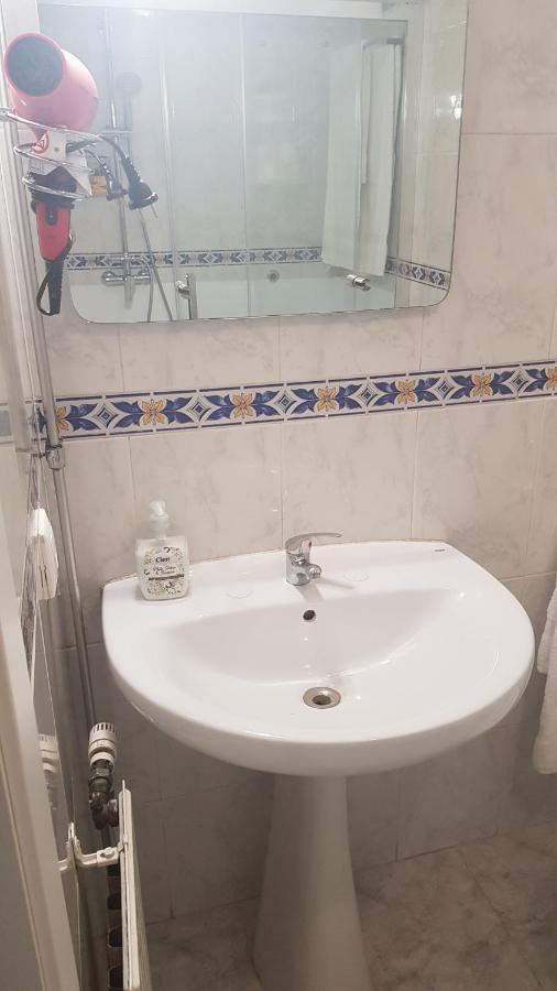 Apartamentos Paz Рибадео Экстерьер фото