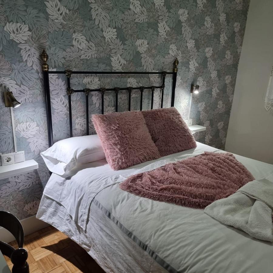 Apartamentos Paz Рибадео Экстерьер фото